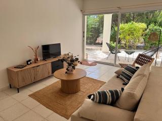 Paphos - Paradise Gdns 1BR with Pool, Terrace, Parking - 0