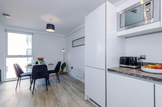 Beautiful 2 Bedroom Apartment Manchester Central - Manchester - 4