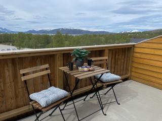 Brand new central 3-room apartment in Dyrøy - 0