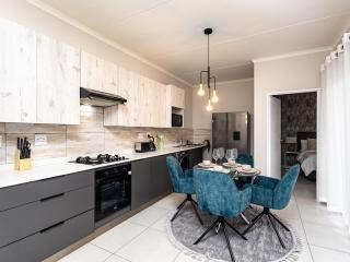 Reece Luxury Midrand Suite - Midrand - 9