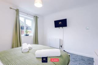 Comfy 1BR in Salford, Kitchen, WiFi and Parking - Manchester - 1