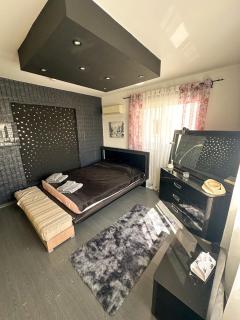 Modern Penthouse Overlooking Pool - Pýla - 3