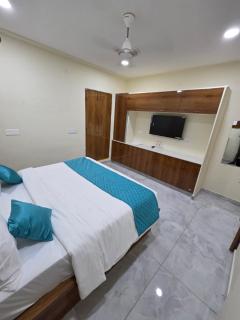 Hotel SENDAN INTERNATIONAL - 1