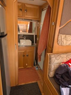 phils caravan with ensuite and shower - Kingaroy - 2