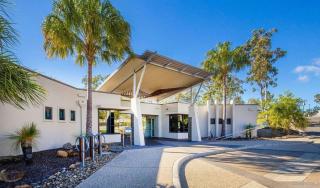 Palm Breeze Luxury House & Pool - 9