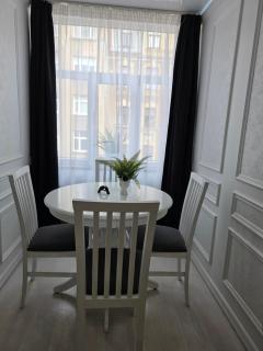 The Oasis - Retro Modern Vogue - 6