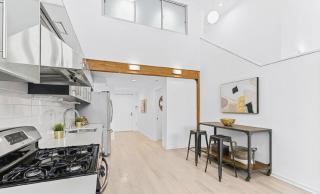 Spacious Two-Bedroom Loft with Soaring Ceilings - 5