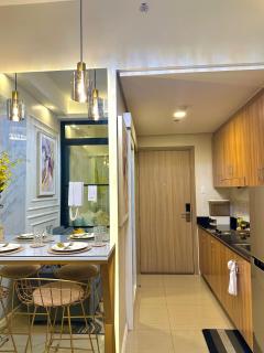 Golden Sunset Suite - 1