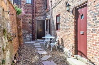 Finest Retreats - Ukulele Studio - 5