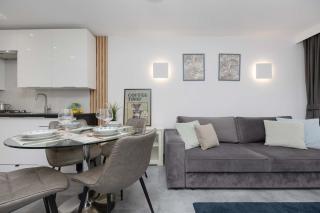 Nowoczesny Apartament w Zielonej Okolicy Czerniakowska by Noclegi Renters - Varsavia - 4