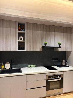 Wanderlust stays sapphire - 6