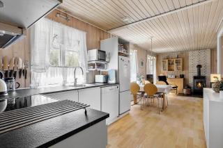 1330-Aakirkeby-Fyrreskoven-12 - 5