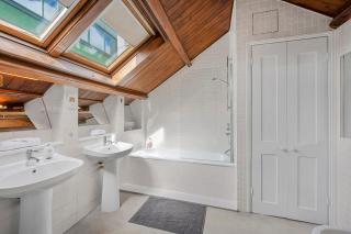 Stylish 3BR 3BA Flat Walk to West End & Covent Garden - 7