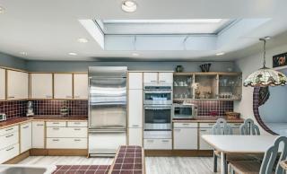 Corner Three-Bedroom Beachside Townhome with Ocean - 4