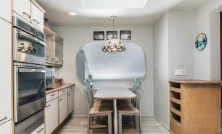 Corner Three-Bedroom Beachside Townhome with Ocean - 2