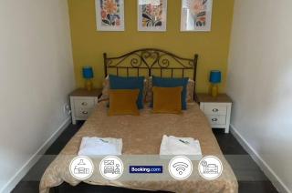 Spacious 5 Family Rooms House By Shropshire Escapes Short Lets & Serviced Accommodation Shrewsbury With Free WiFi - 5