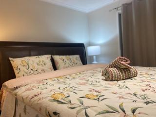 Perfect for groups 5BR retreat - 6