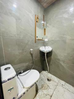 Nandan Residency 500 mtr from Ram Mandir - 6