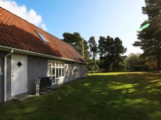 8 person holiday home in Hals - 9