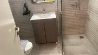 Bright 2-Bedroom Apt in Ampelokipoi Near Hospital - 1
