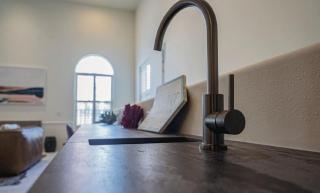 Superb Renovated Three-Bedroom Beach House - 3