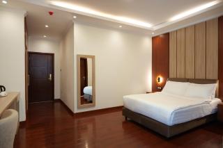 Crescent International Hotel - 6