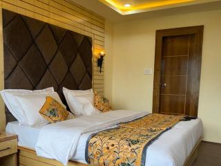 Hotel Peak Paradise Resorts - 3