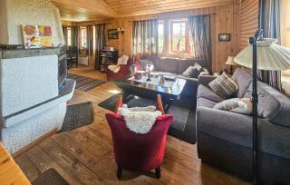 4 Bedroom Stunning Home In Tuddal - 8