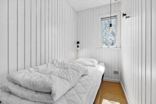 4704 Aakirkeby - Søndre Landevej 62 - 2