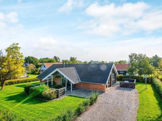 10 person holiday home in Juelsminde - Sønderby - 9