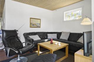 1446-Aakirkeby-Poserevaenget-18 - 6