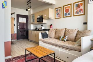 Jacuzzi Studio By The Historic Pyramids Apt4 - 1
