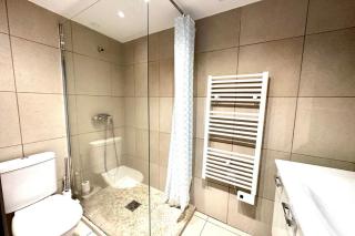 Spacious cocoon close to the beach - 1