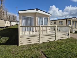 Valley side - 3 bedrooms sleeps 8 - 9