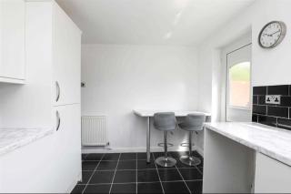 South Liverpool cosy 2 bedroom house - 4