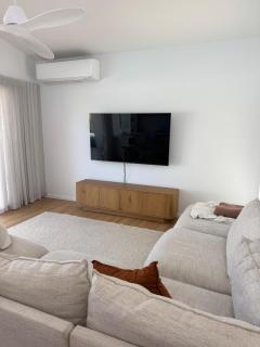 Villa Luce with Heated Pool - Glenview - 6