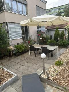 BASELiving apartment with PRIVATE GARDEN - Münchenstein - 4
