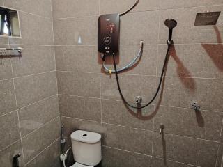 Roomstay Kak Ton - 1
