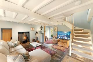 Windy Hall - 3