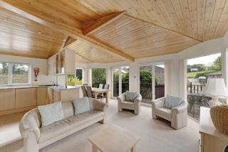 Lilac Lodge at Pound Farm - 0