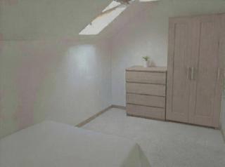Spacious House and Parking - 6