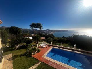 Villa Marietta, private pool villa with sea views and terrace, perfect for families and remote stays - 5