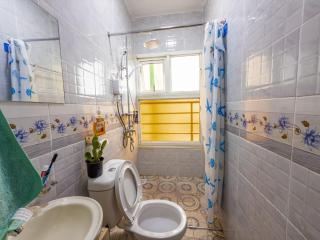Villaroma Furnished Penthouse Suites - 6