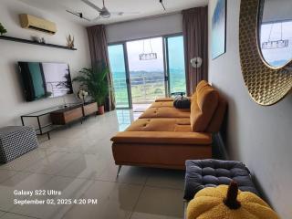 Flora One South 3br, MRT to TRX, Menara 118 - Serdang - 0
