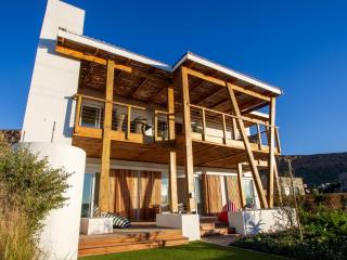 The Tides Guest House - 9