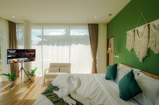 Paradise House - 1BR - Calm & Green Garden Stay - Heart of Thong Sala - 4K SmartTV - 1