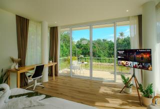 Paradise House - 1BR - Calm & Green Garden Stay - Heart of Thong Sala - 4K SmartTV - 6