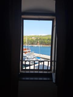 Two-bedroom apartment with sea view,big terrase and garden - 5