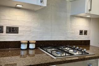 Central 2Bed Apartment-Sleeps 4 Pets Ok & Balcony - 5