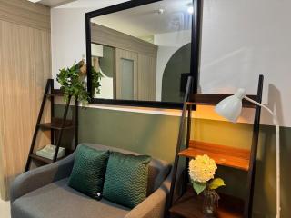 Matcha Latte Room Shore Residences Rm 850 near SMX, Airport & MOA by Prime Stay - 4